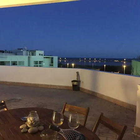 Nyaraló Attico Vista Mare *